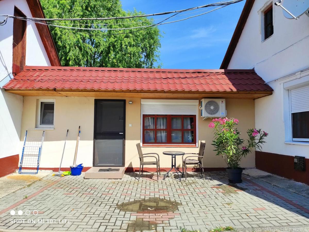 Rakoczi Vendeghaz Daire Poroszló Dış mekan fotoğraf