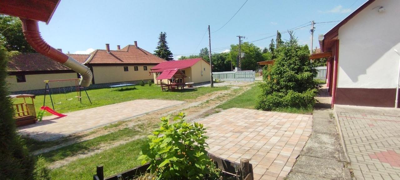Rakoczi Vendeghaz Daire Poroszló Dış mekan fotoğraf